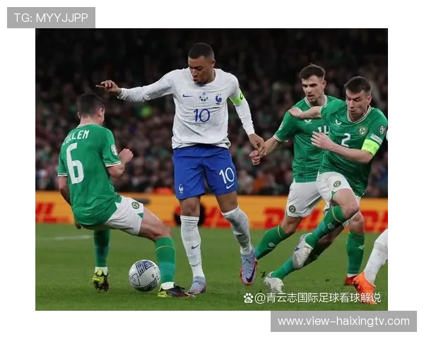 高清照片展现绿茵赛场球星风采激情足球瞬间全景记录